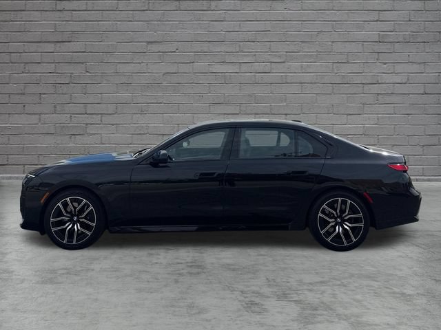 Used 2026 BMW 740i xDrive AWD/4WD image 4