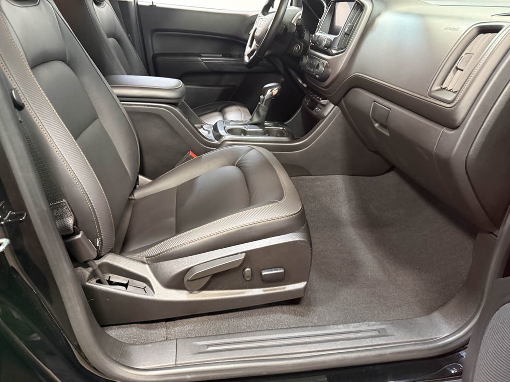 Used 2022 GMC Canyon AT4 w/ Trailering Package image 65