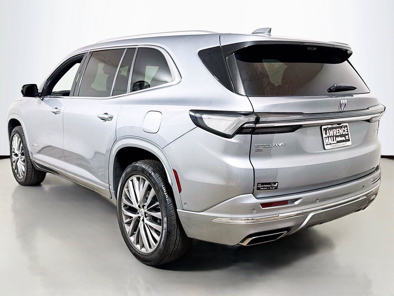 Certified 2025 Buick Enclave Avenir w/ Super Cruise Package AWD/4WD image 6