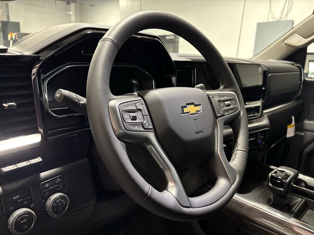 New 2025 Chevrolet Silverado 1500 LTZ w/ Technology Package image 14