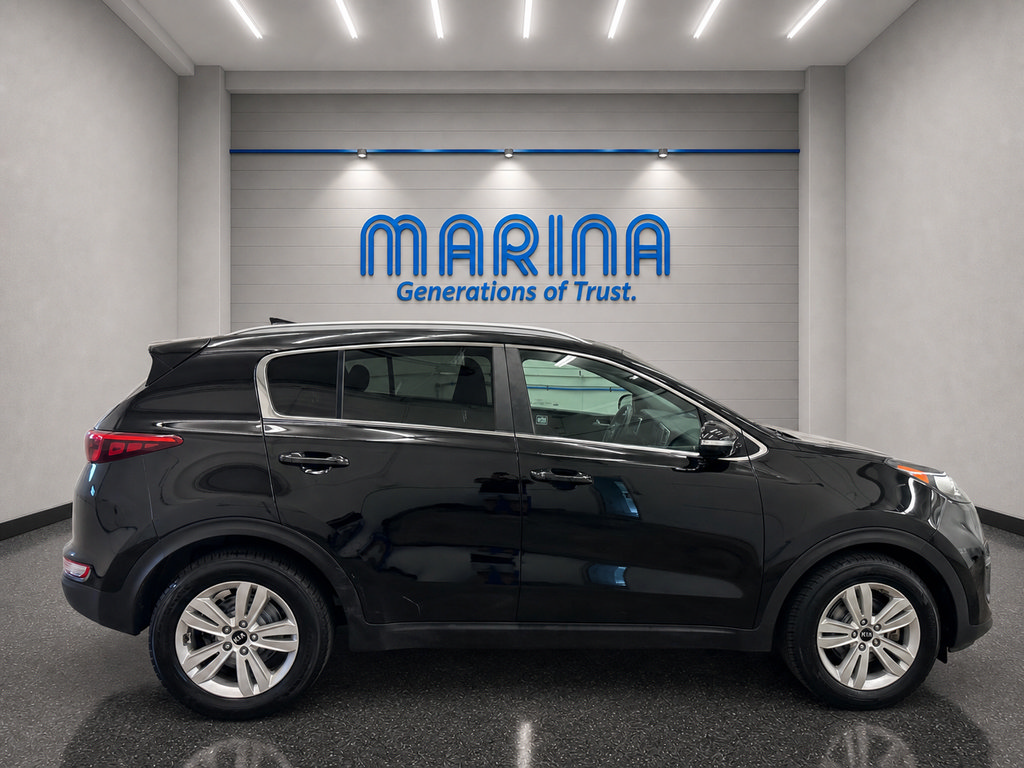 Used 2018 Kia Sportage LX w/ LX Technology Package FWD image 14