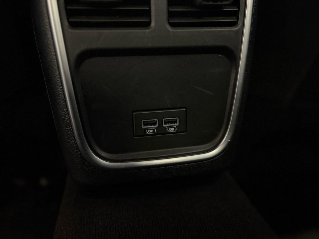 Used 2023 Dodge Charger SXT image 33