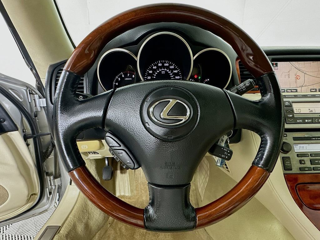 Used 2006 Lexus SC 430 Convertible RWD image 17
