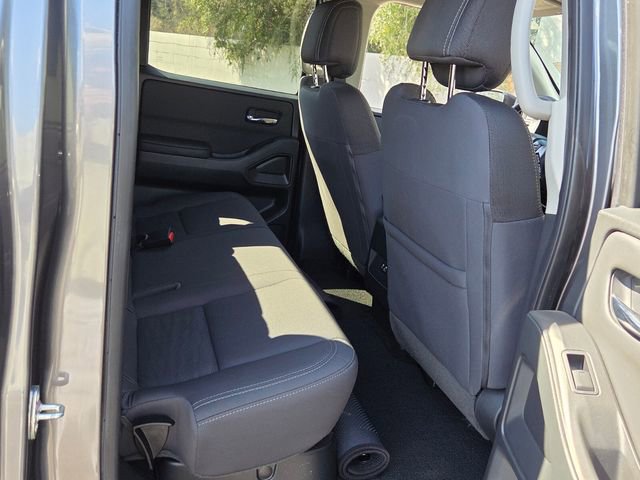 Used 2024 Nissan Frontier SV w/ Technology Package image 13