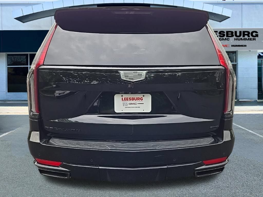 Used 2023 Cadillac Escalade Sport Platinum w/ LPO, ONYX Package AWD/4WD image 6