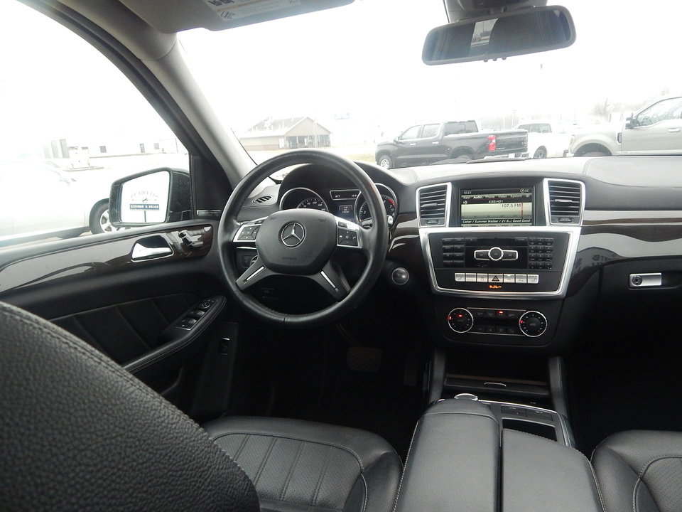 Used 2015 Mercedes-Benz GL 450 4MATIC image 21