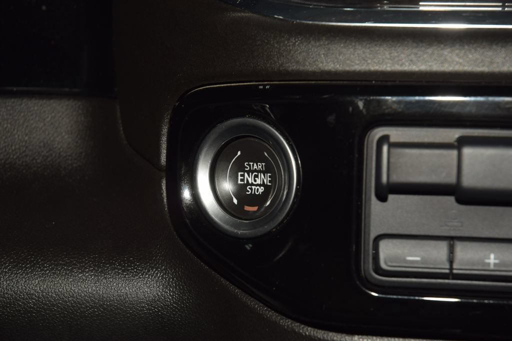 Used 2024 Chevrolet Silverado 1500 LTZ w/ LTZ Premium Package AWD/4WD image 35
