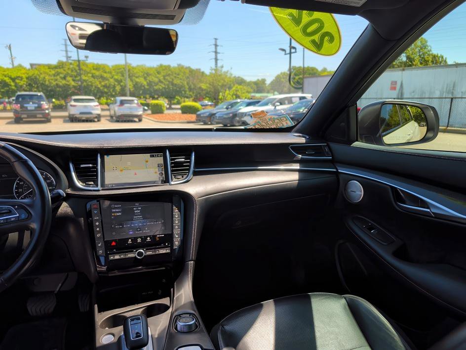 Used 2023 INFINITI QX50 Sport image 10