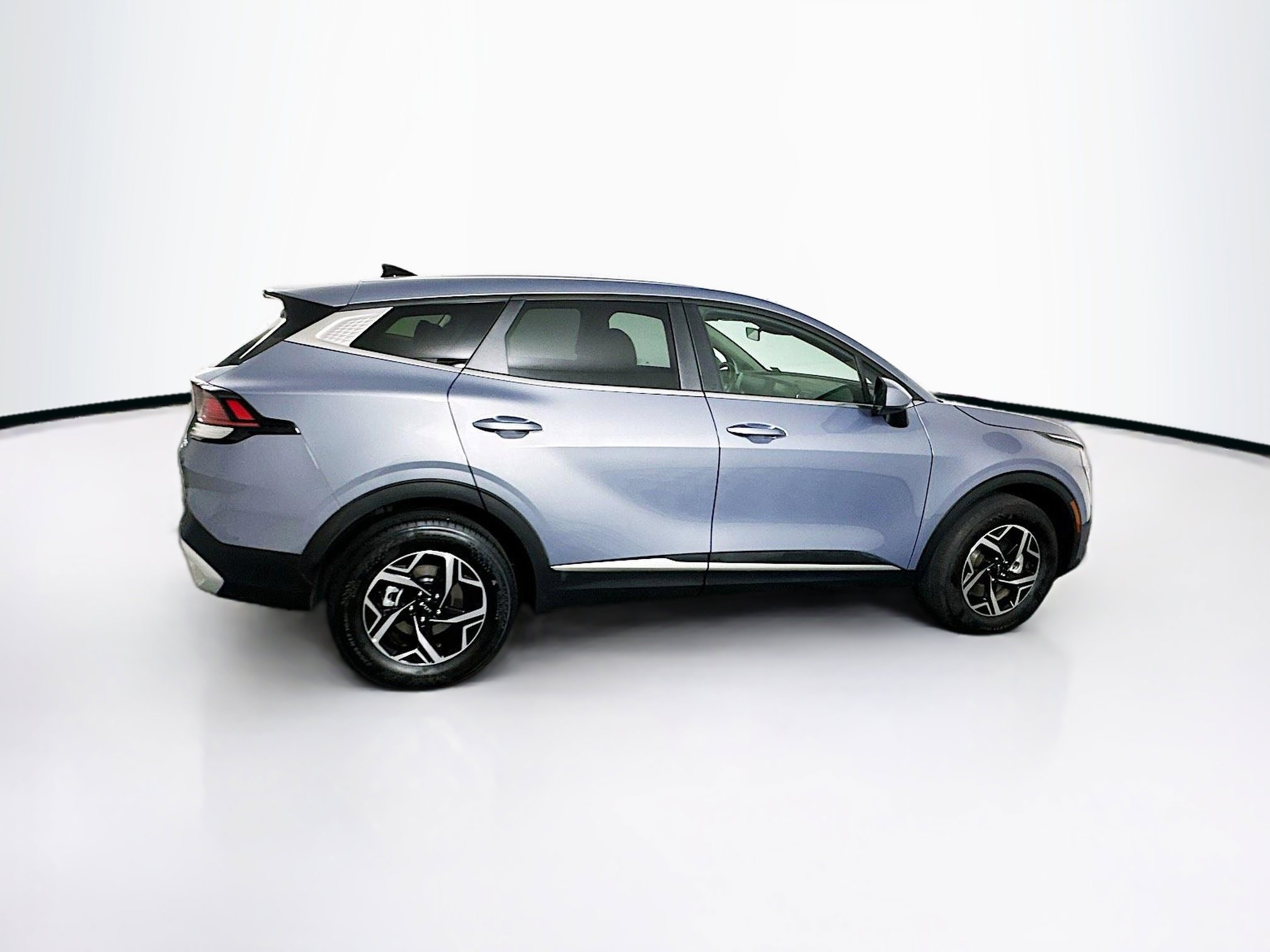 Used 2025 Kia Sportage LX image 10