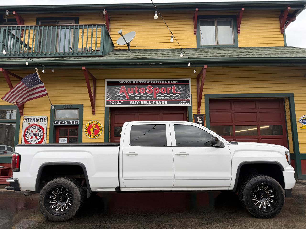 Used 2017 GMC Sierra 1500 SLT w/ All Terrain Package AWD/4WD image 2