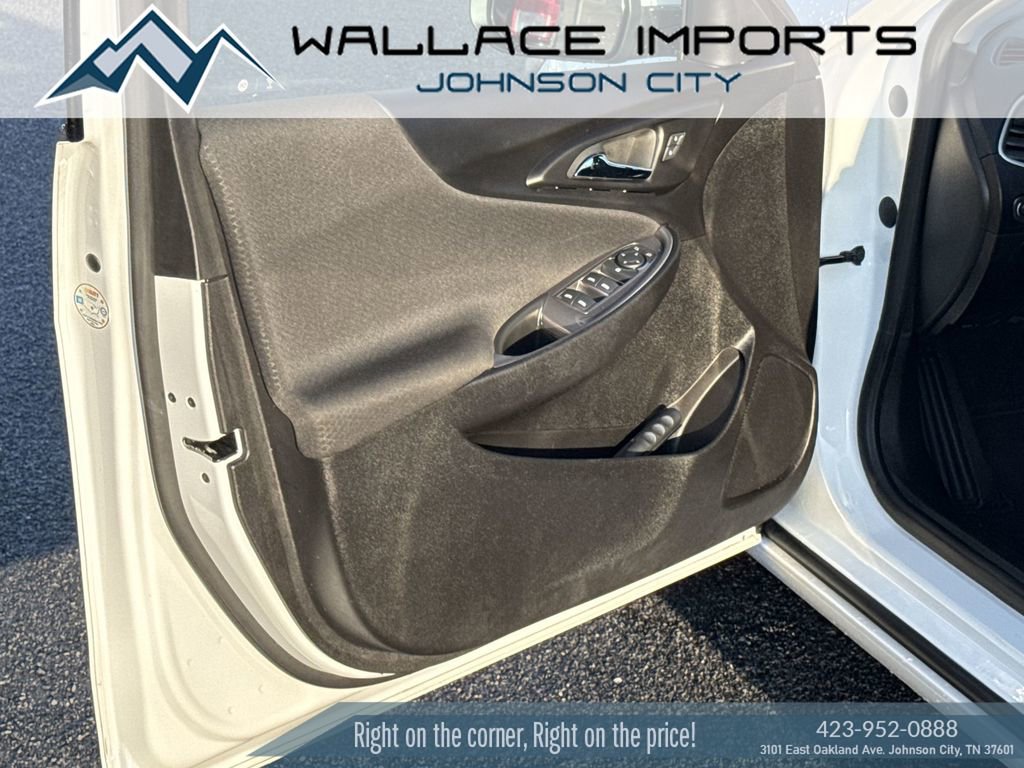 Used 2024 Chevrolet Malibu LT FWD image 13