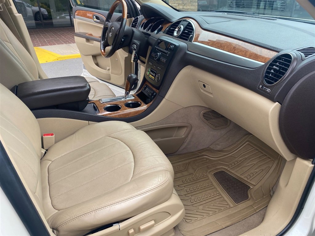 Used 2012 Buick Enclave Premium FWD image 17