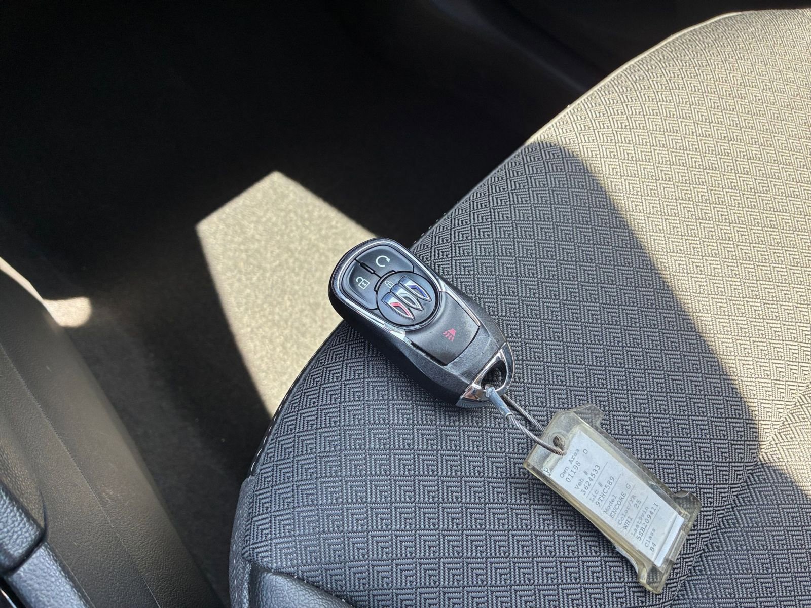 Used 2025 Buick Encore GX Preferred image 21