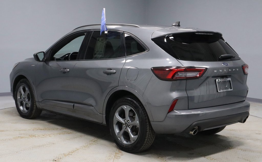 Certified 2024 Ford Escape ST-Line image 8