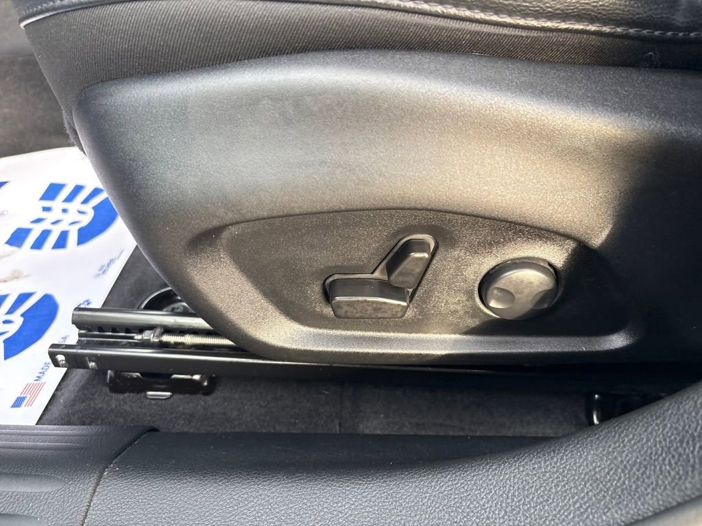 Certified 2023 Jeep Compass Latitude image 16