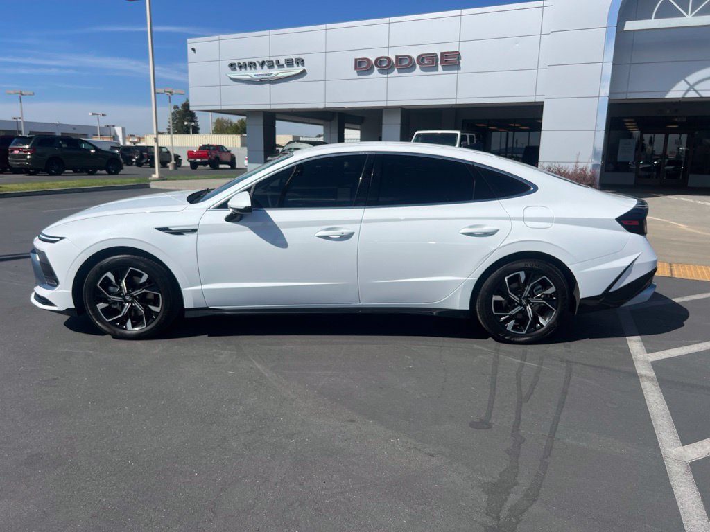 Used 2025 Hyundai Sonata SEL FWD image 15