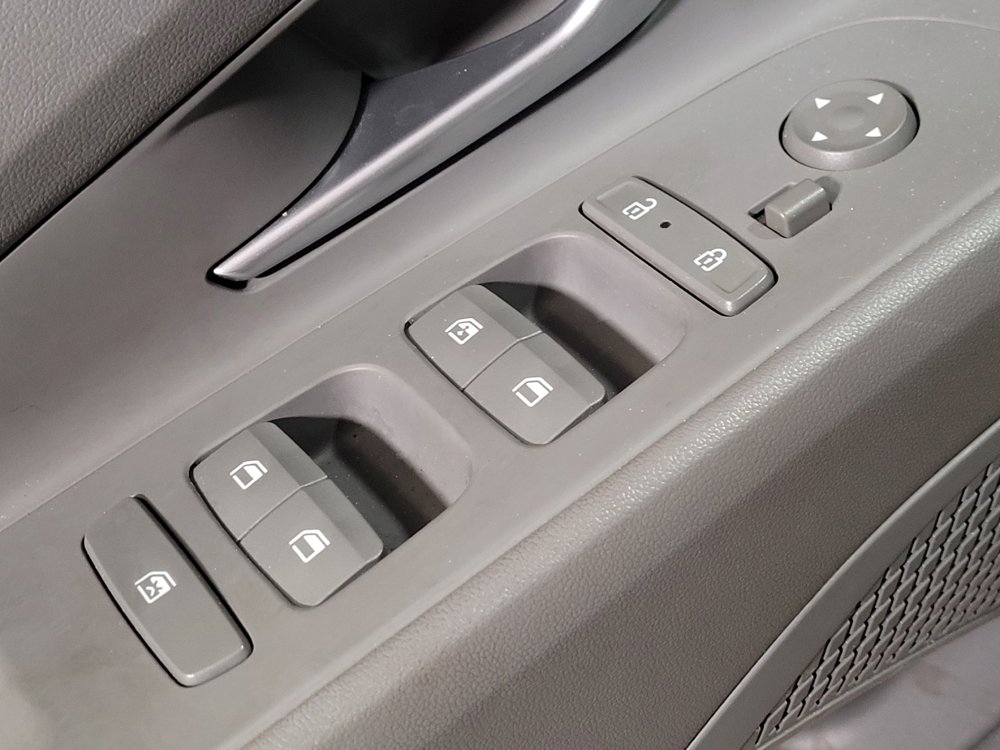 Used 2024 Hyundai Elantra SEL image 27