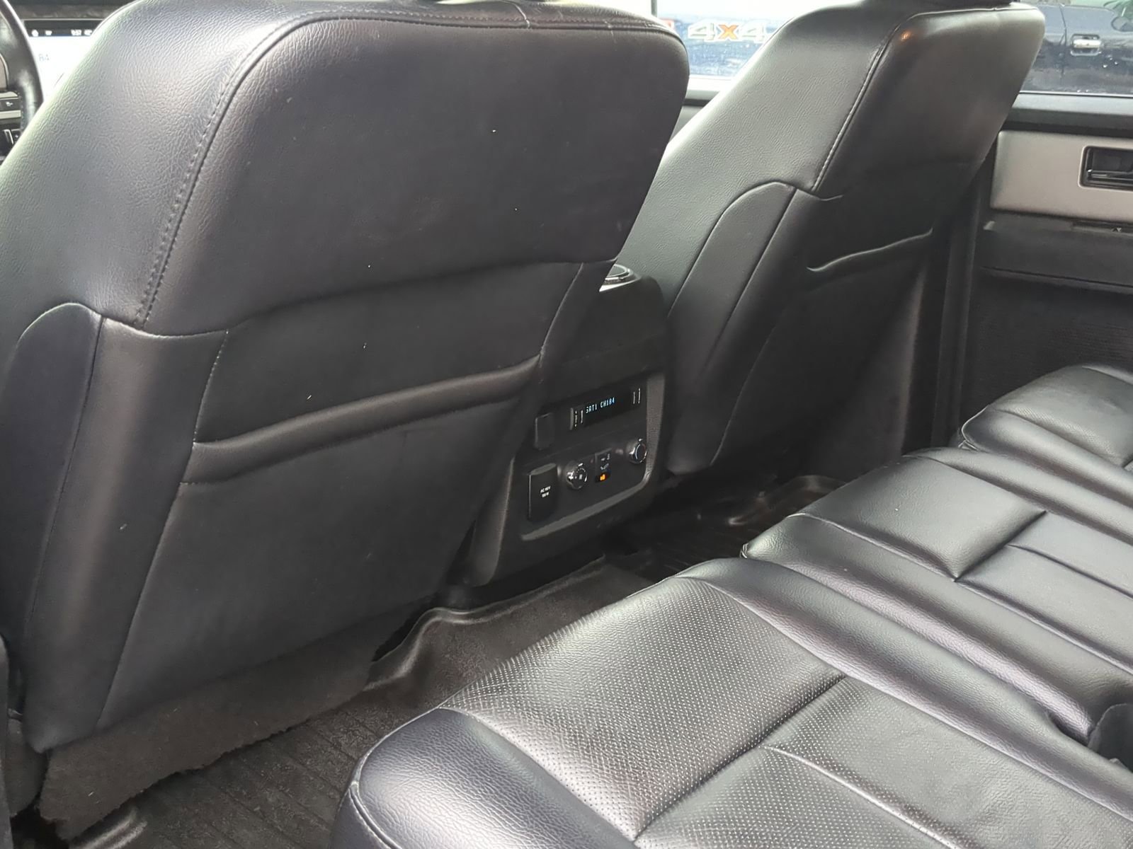 Used 2017 Ford Expedition Limited image 22