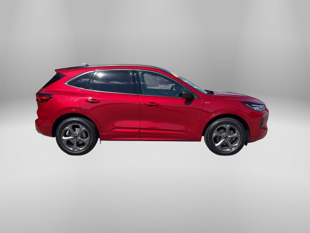 Used 2024 Ford Escape ST-Line w/ Tech Pack #1 AWD/4WD image 4