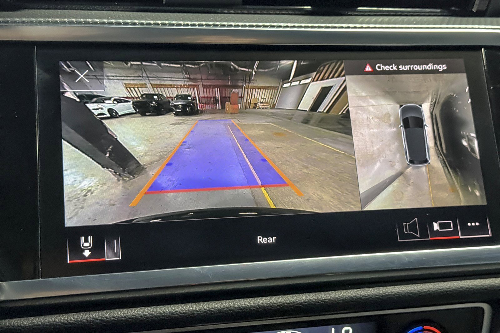 Used 2023 Audi Q3 2.0T Premium Plus w/ Premium Plus Package image 19