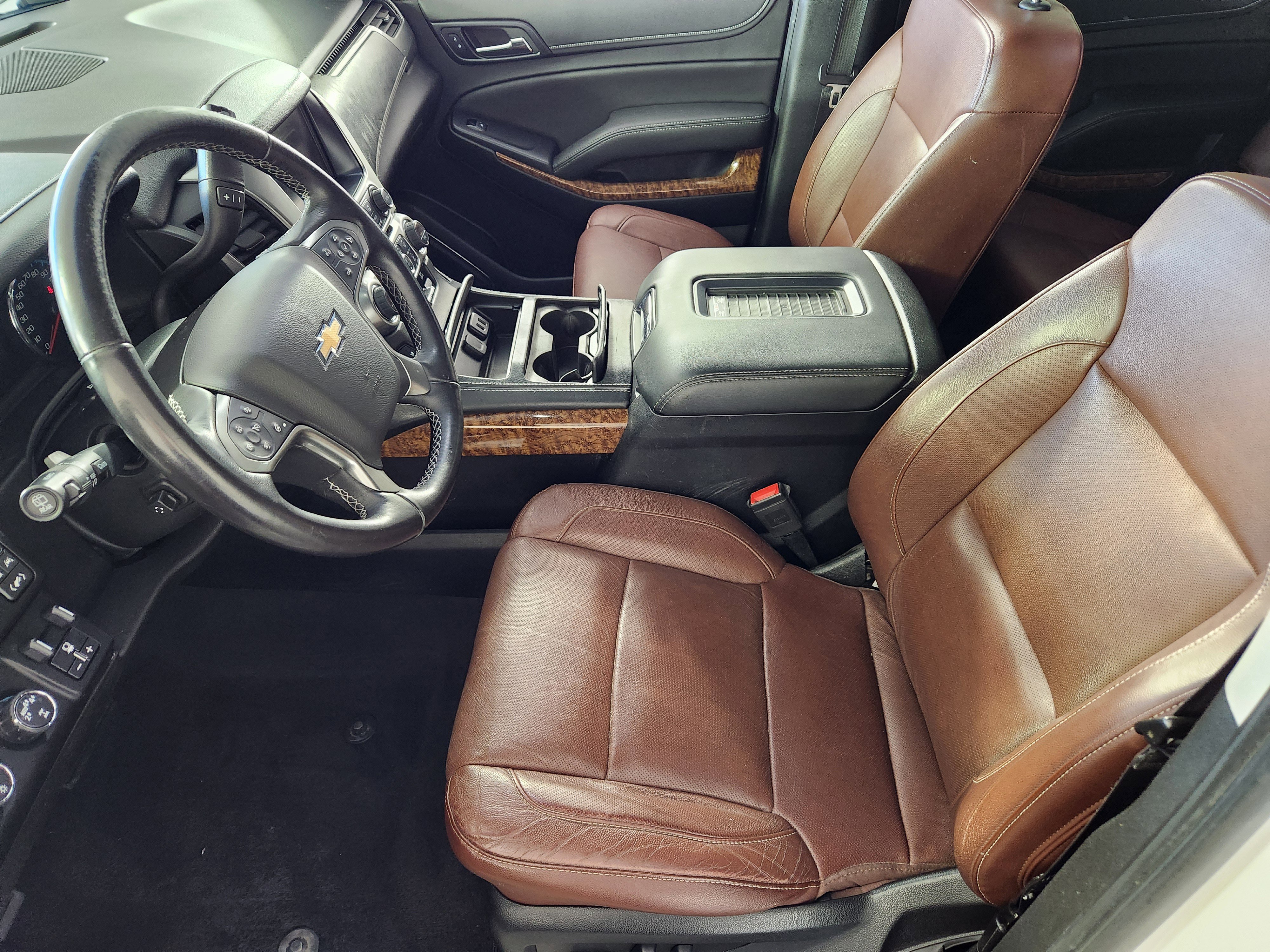 Used 2019 Chevrolet Suburban Premier w/ Premier Plus Edition image 11