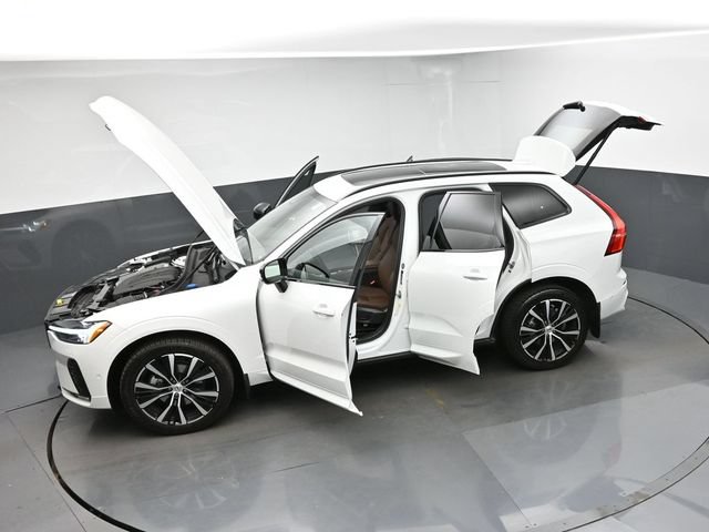 Used 2024 Volvo XC60 B5 Plus w/ Protection Package Premier AWD/4WD image 51