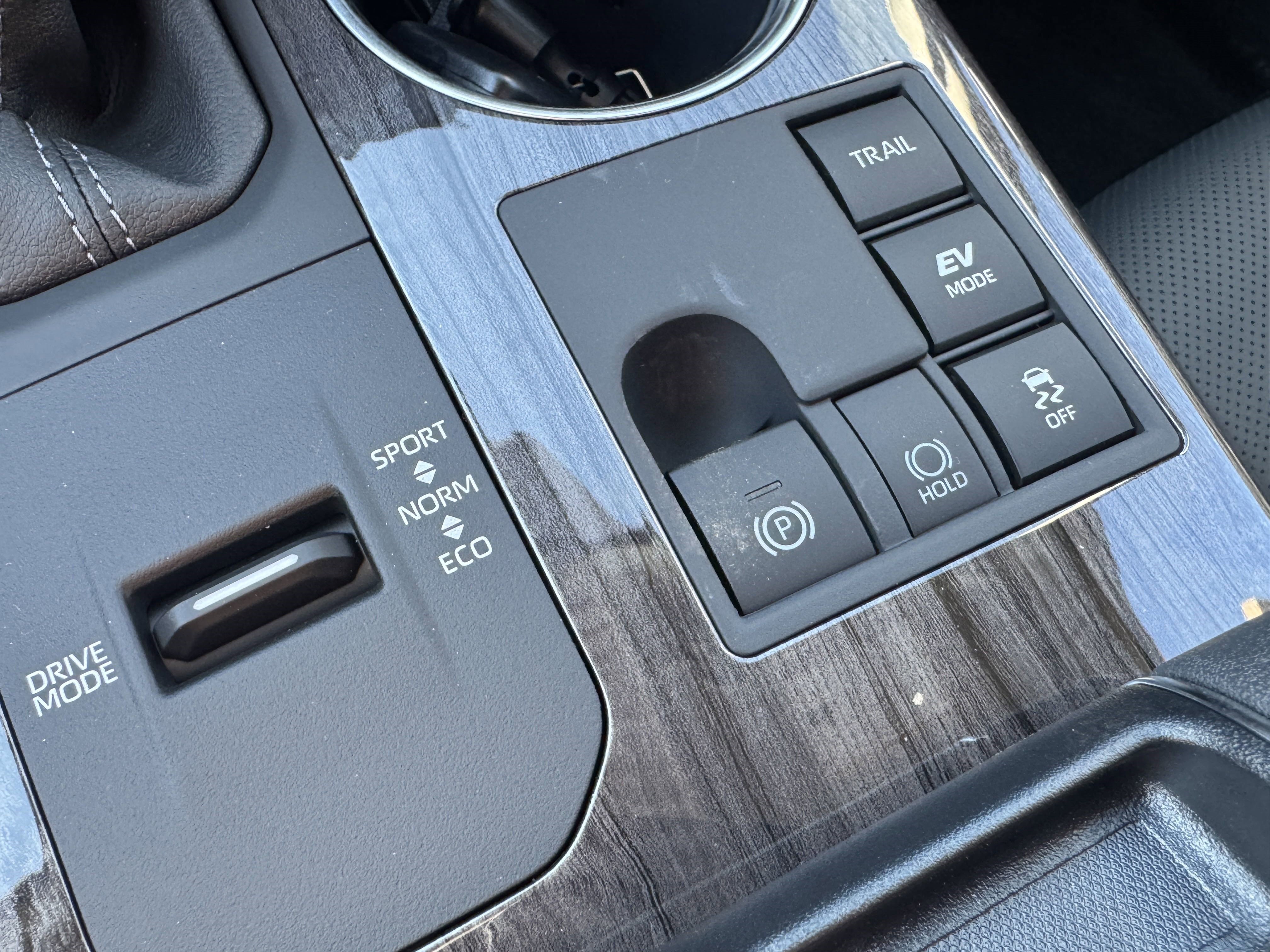New 2026 Toyota Highlander Platinum AWD/4WD image 30