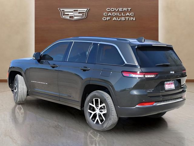 Used 2024 Jeep Grand Cherokee Limited image 3