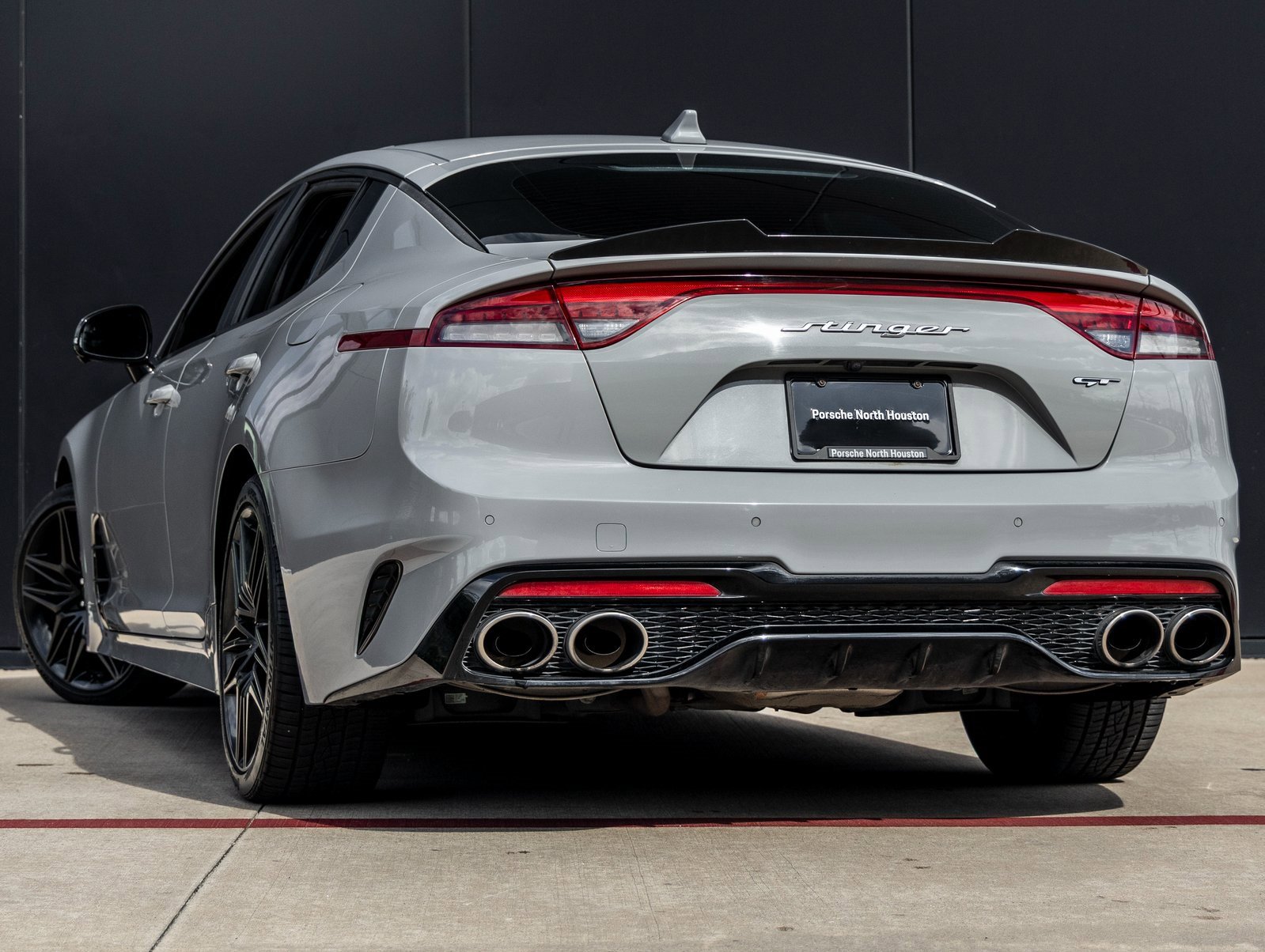 Used 2022 Kia Stinger GT2 image 6