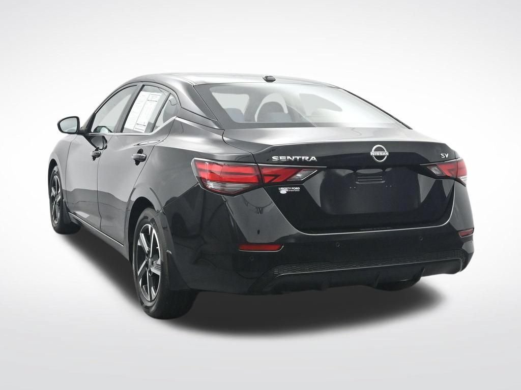 Used 2024 Nissan Sentra SV FWD image 9