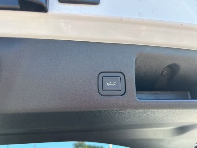 New 2026 Chevrolet Equinox EV LT image 30