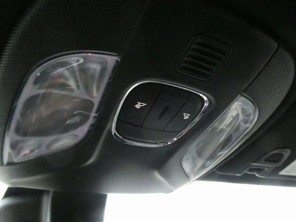 Used 2023 Jeep Compass Altitude AWD/4WD image 20