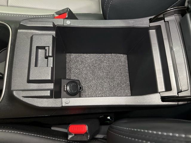 Certified 2025 Subaru Outback Limited w/ Popular Package #2 image 29