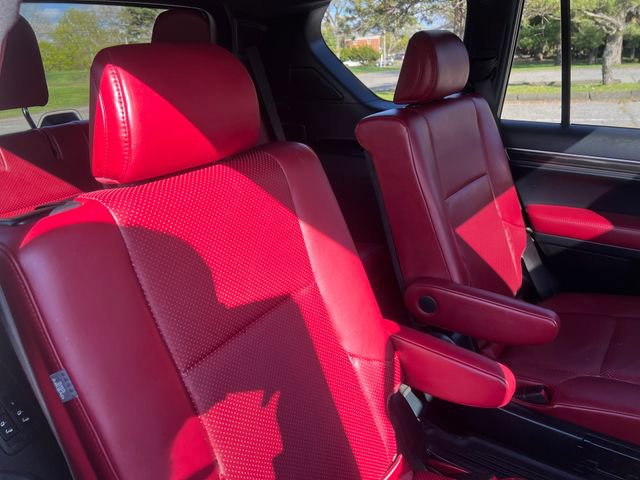 Used 2022 Lexus GX 460 Luxury w/ Sport Design Package AWD/4WD image 35