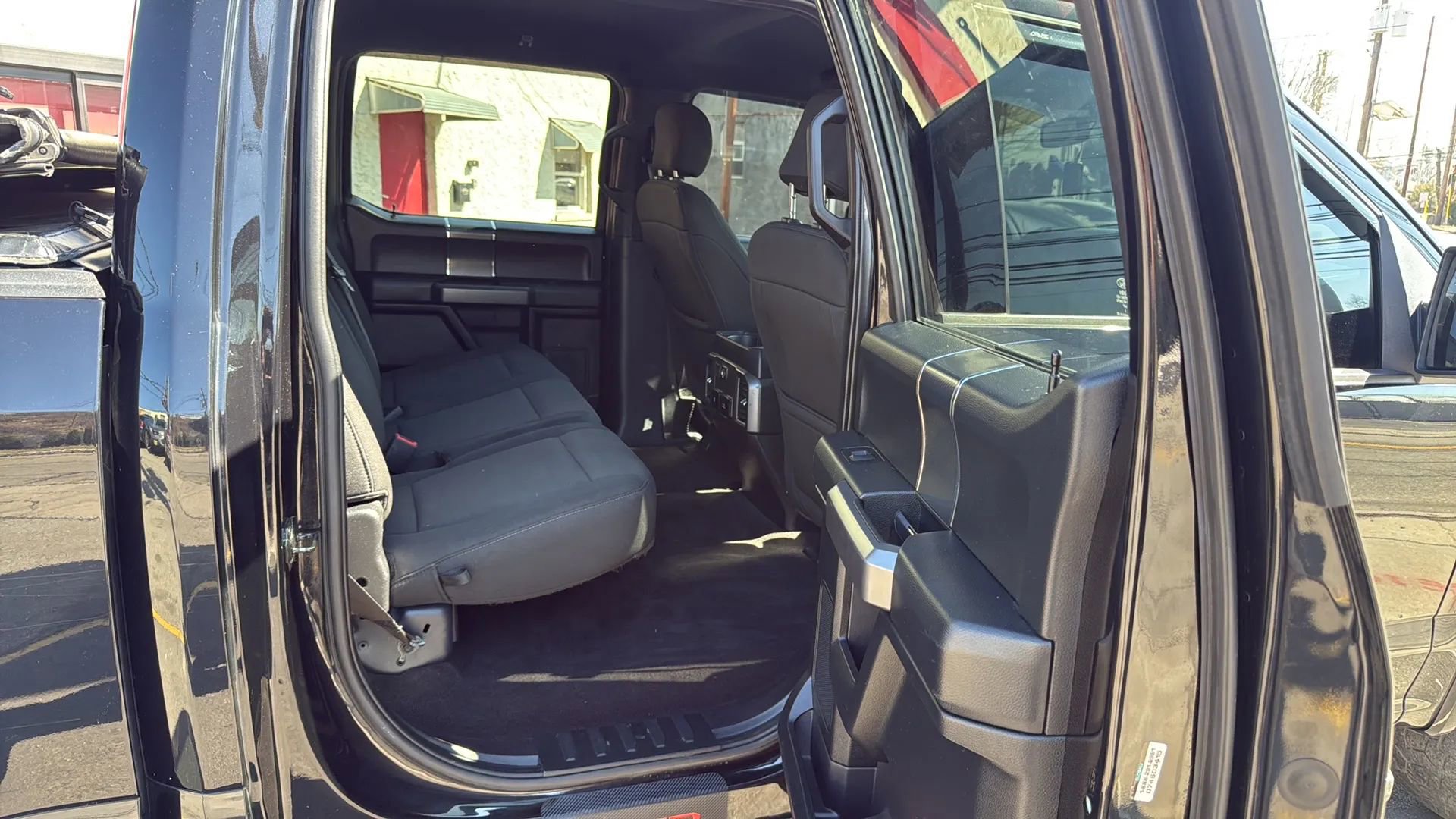 Used 2019 Ford F150 XLT w/ Equipment Group 302A Luxury image 24