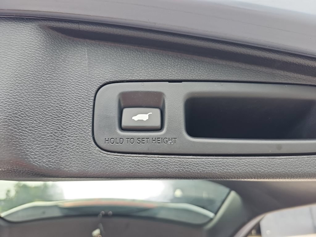 Used 2022 Honda CR-V Touring image 34