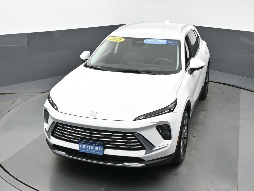 Certified 2025 Buick Envision Preferred image 27