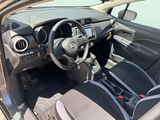 Used 2025 Nissan Versa S w/ Trunk Package image 9