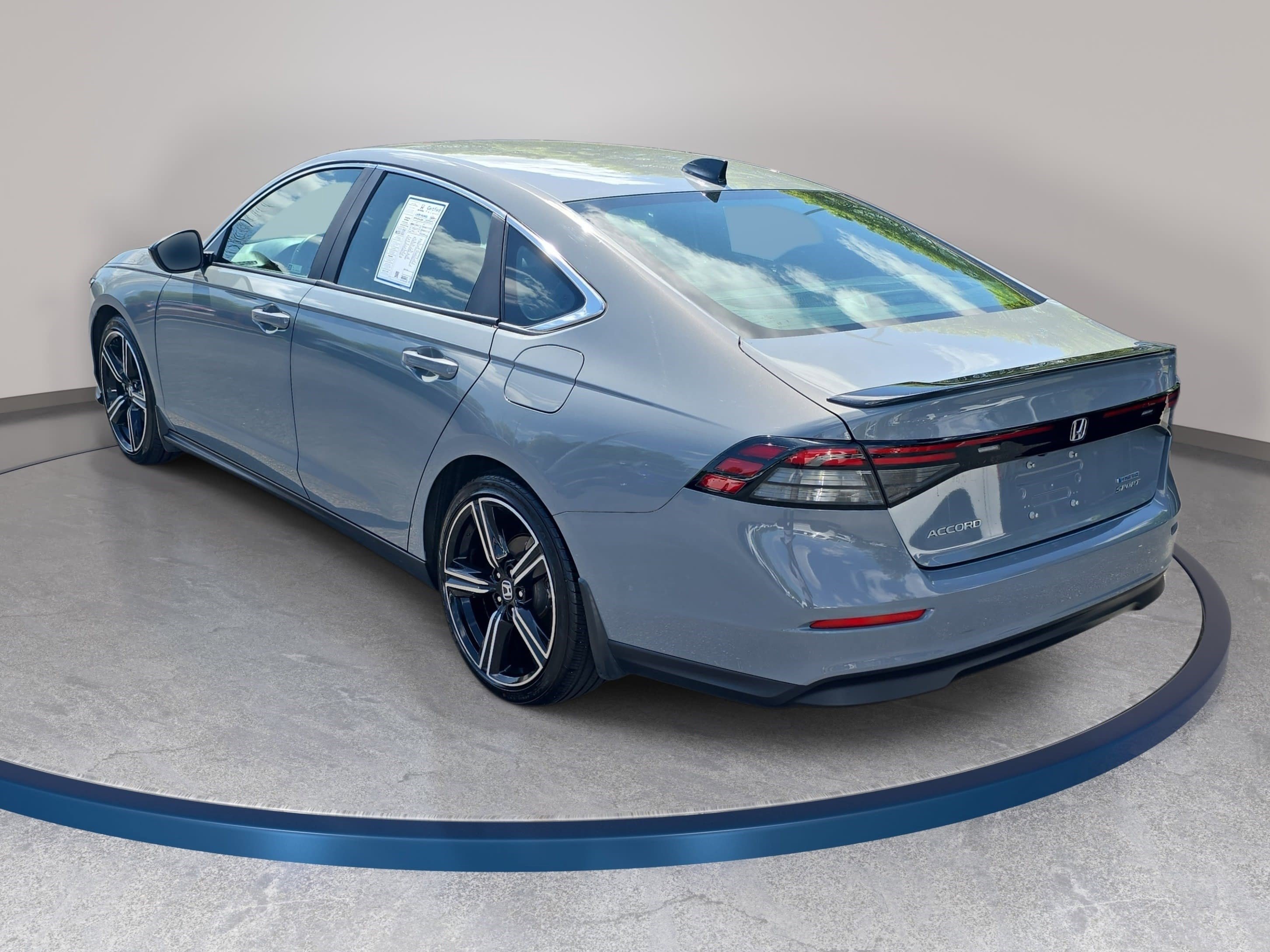 Used 2023 Honda Accord Sport image 7