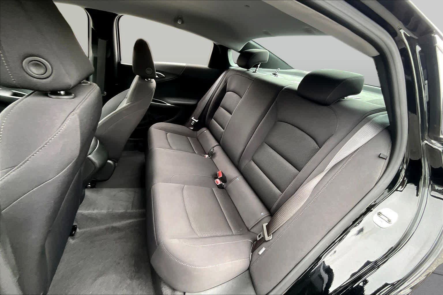 Used 2023 Chevrolet Malibu RS FWD image 19