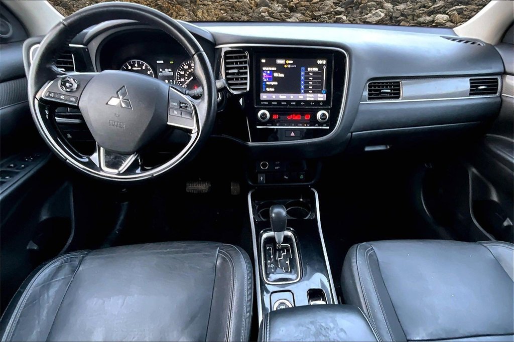 Used 2020 Mitsubishi Outlander SE image 14