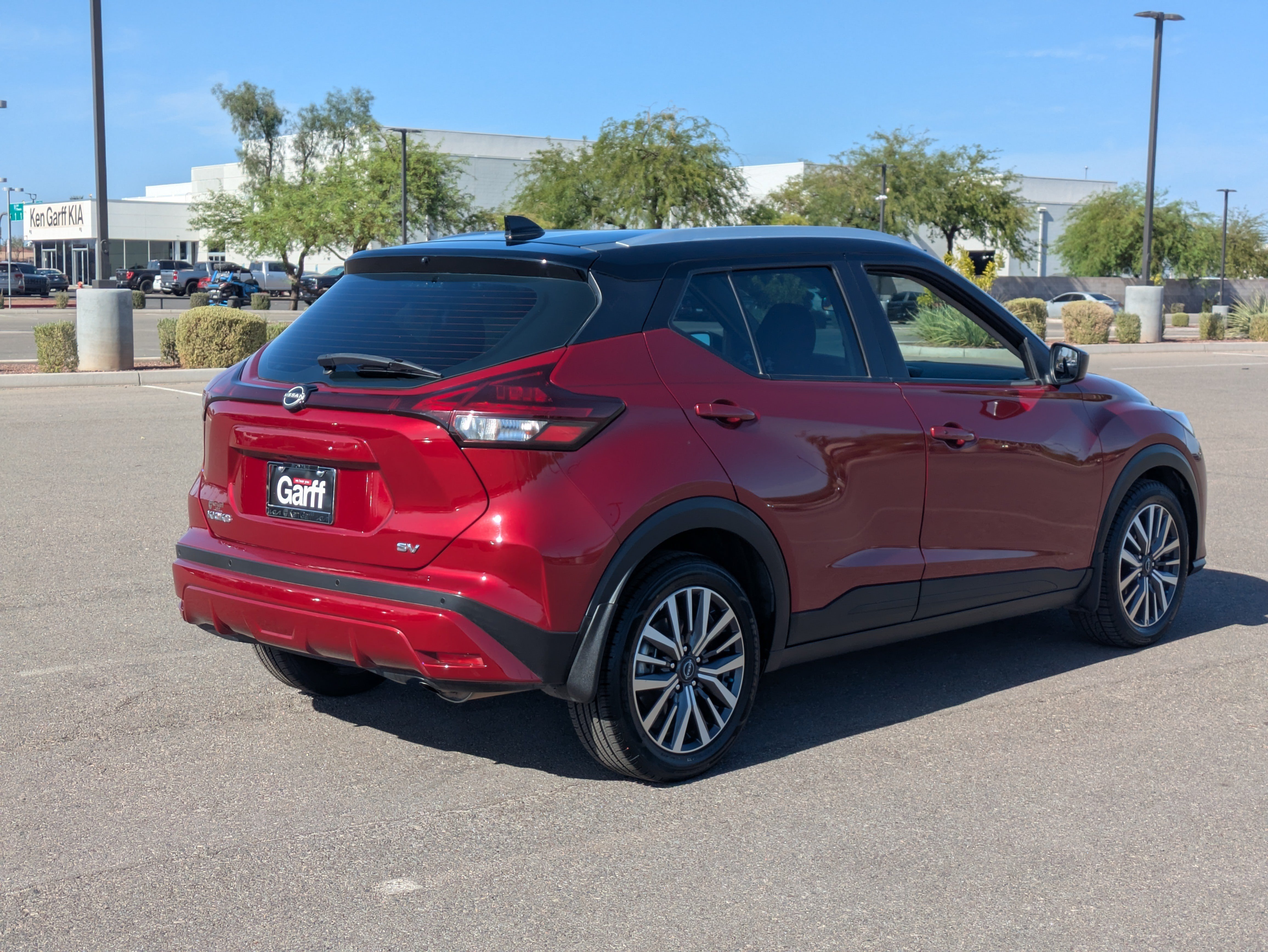 Used 2023 Nissan Kicks SV FWD image 5