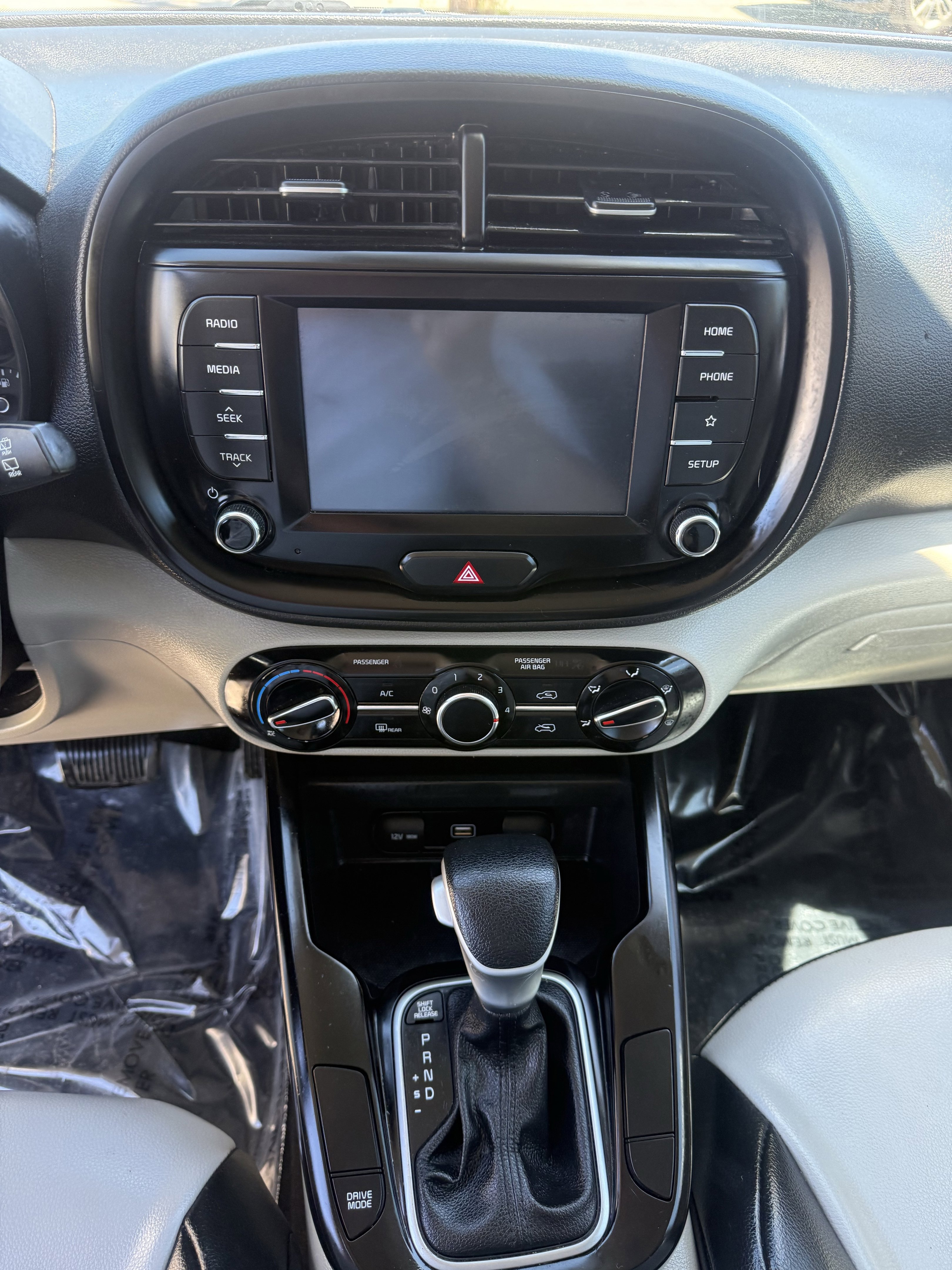 Used 2021 Kia Soul LX FWD image 14