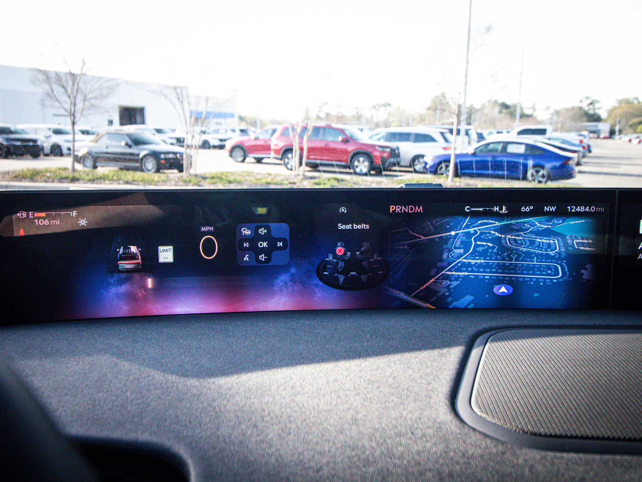 Used 2025 Lincoln Navigator Reserve image 21