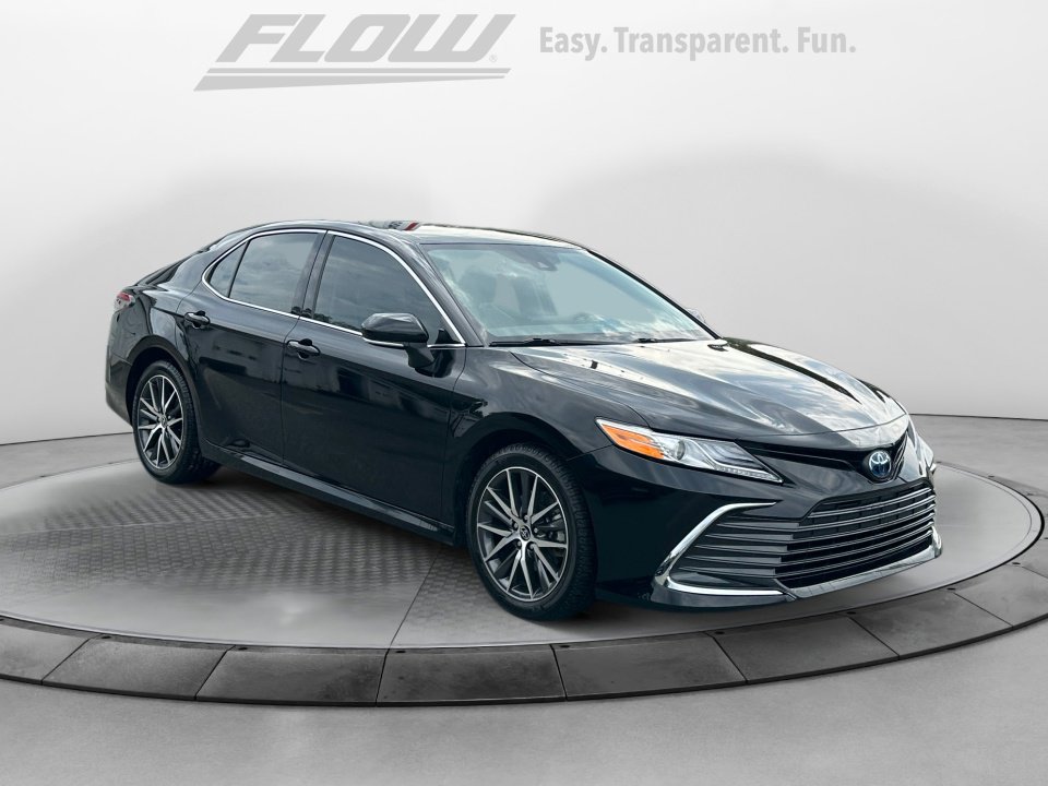 Used 2022 Toyota Camry XLE