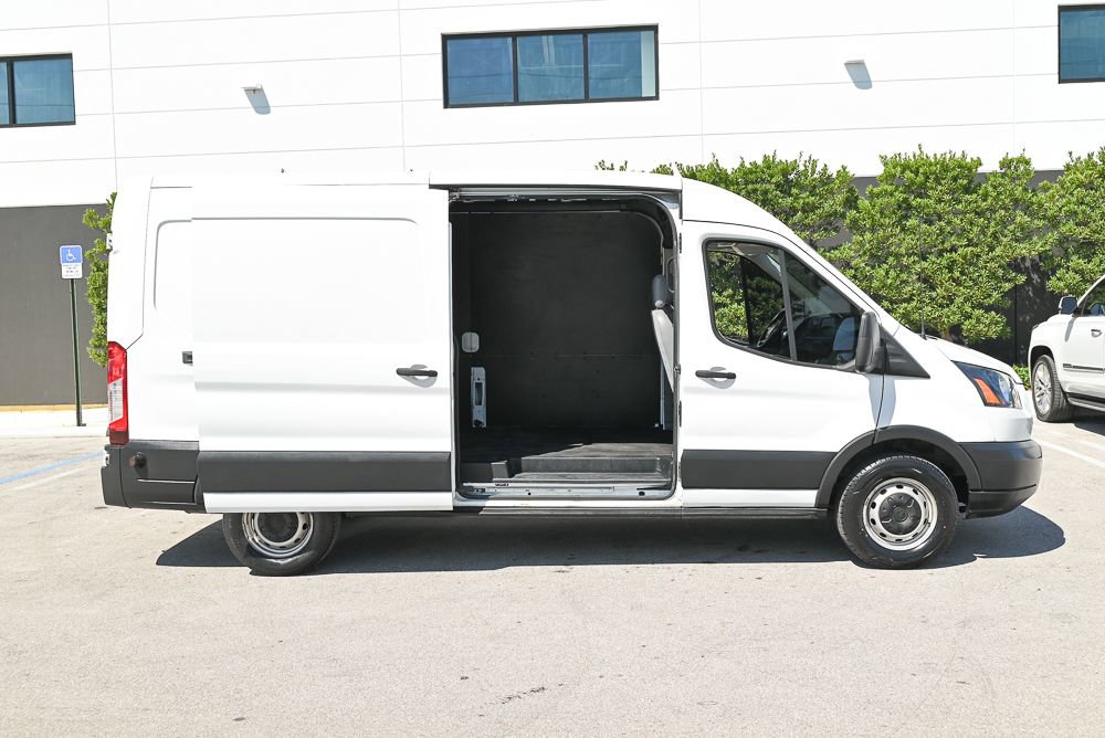 Used 2019 Ford Transit 250 148 Medium Roof RWD image 7
