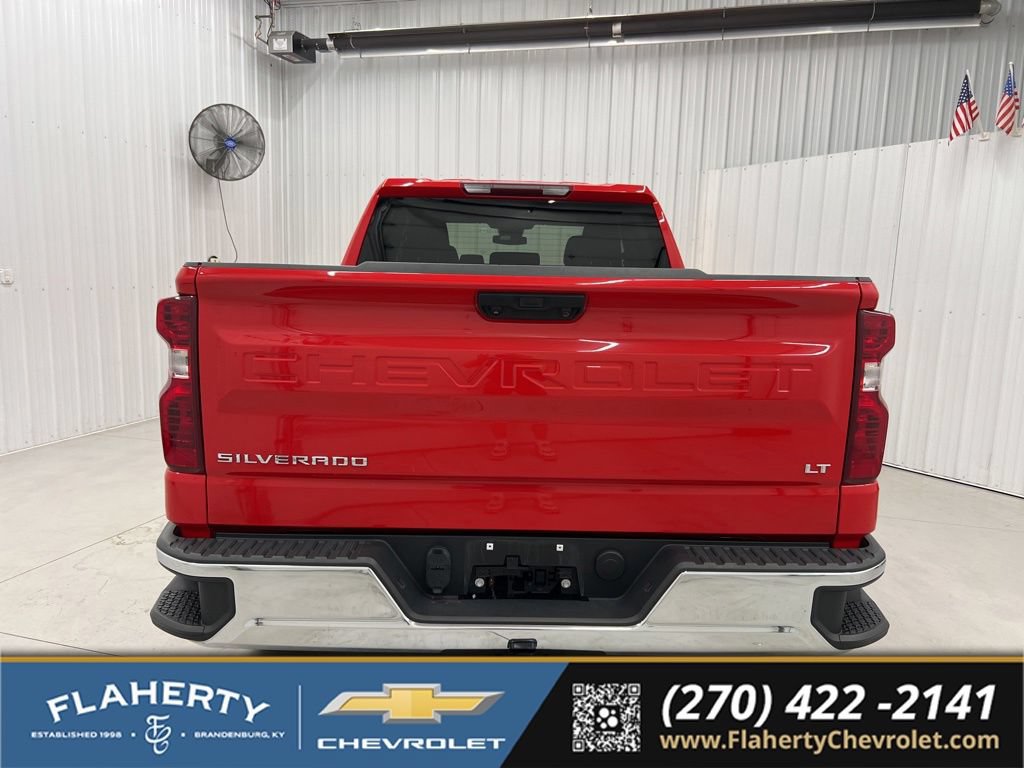 Used 2023 Chevrolet Silverado 1500 LT AWD/4WD image 4