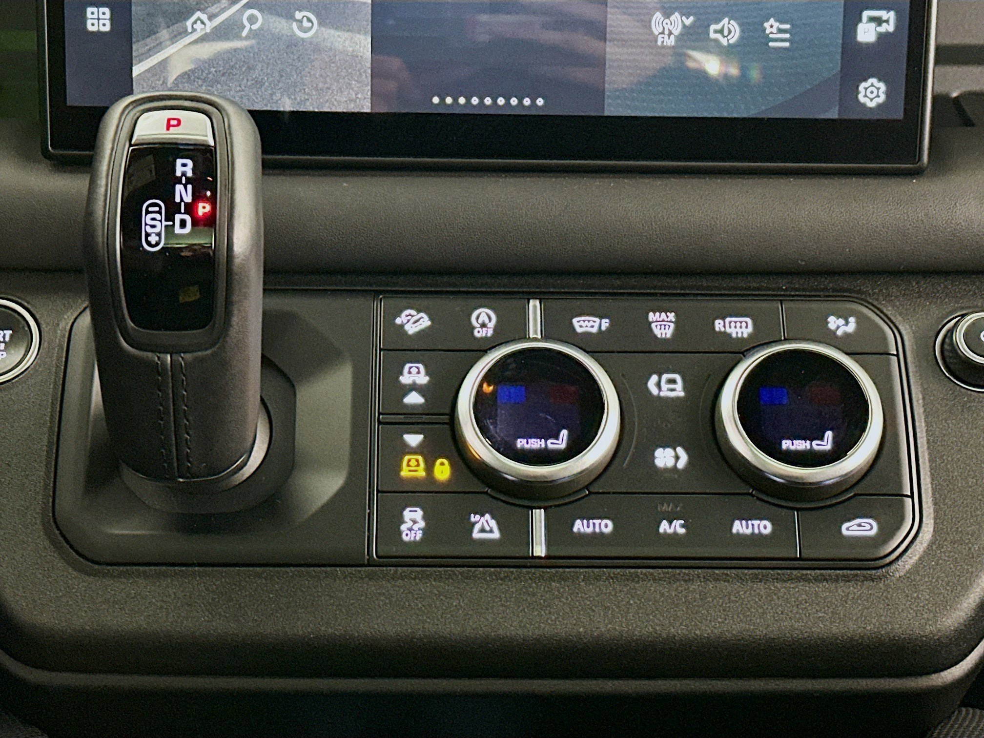 Used 2024 Land Rover Defender 110 Carpathian Edition image 13