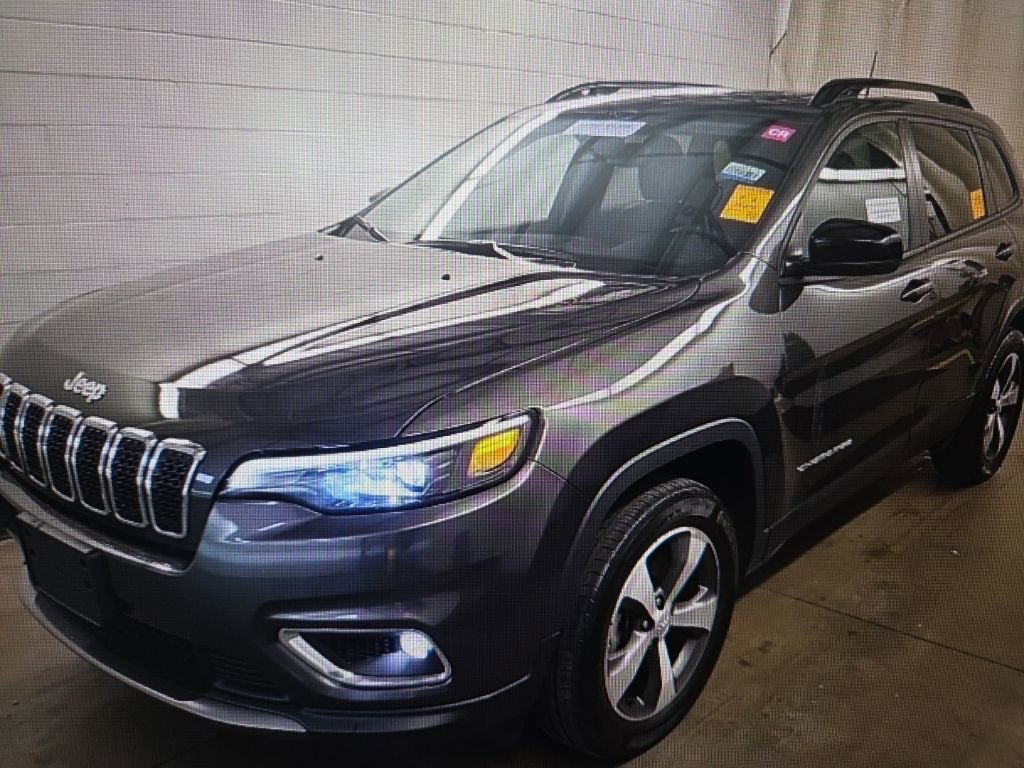 Used 2022 Jeep Cherokee Limited image 2