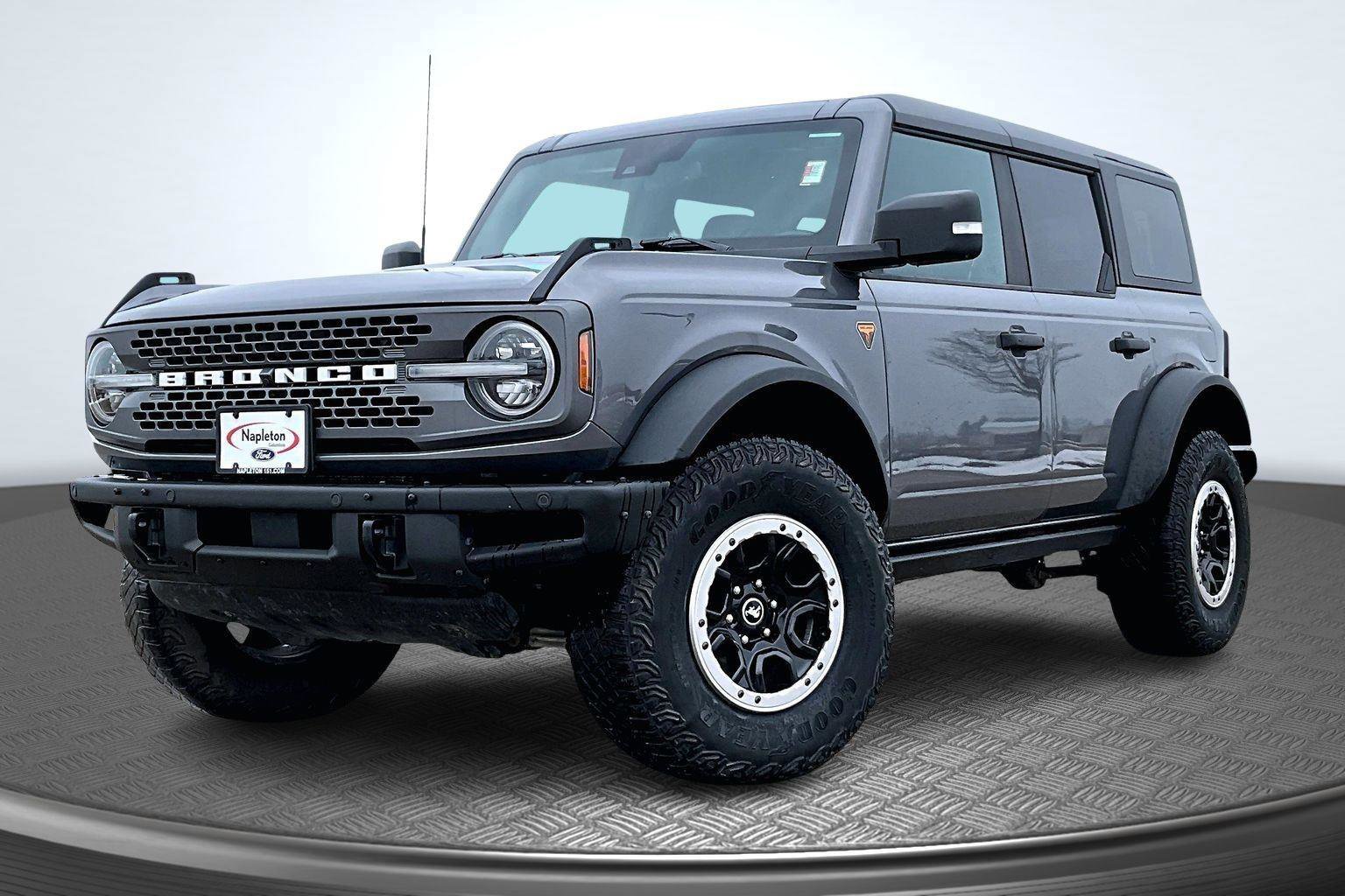 Used 2021 Ford Bronco Badlands image 1